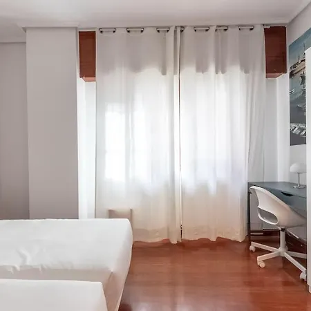 Acogedor Piso En .parking Privado Daire