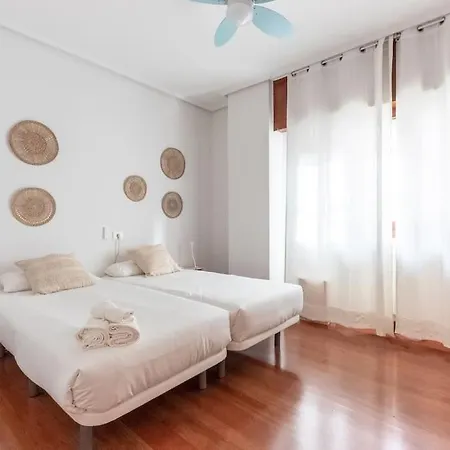 Daire Acogedor Piso En .parking Privado