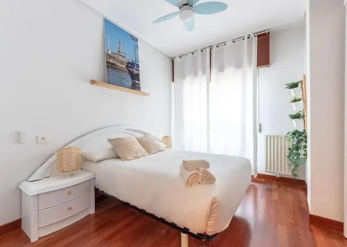 Acogedor Piso En .parking Privado Apartment