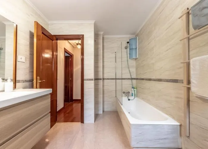 Acogedor Piso En .parking Privado Apartment